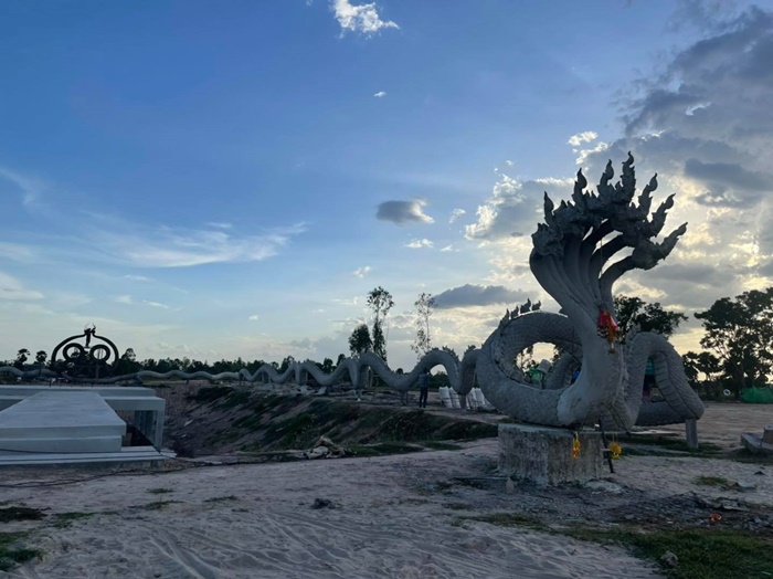 แม่น้ำหนึ่ง  