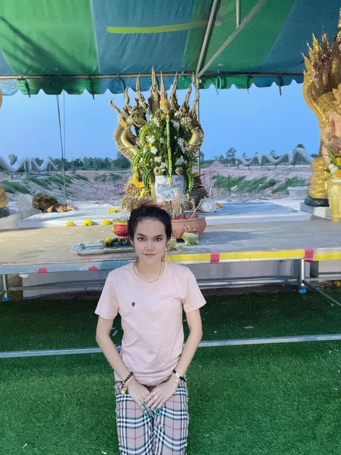 แม่น้ำหนึ่ง  