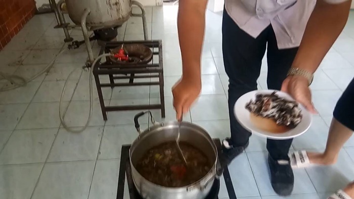 ต้มอึ่งพร้อมทาน