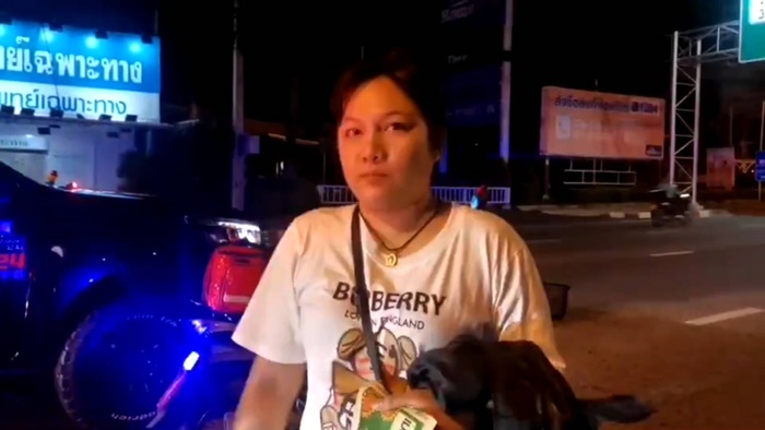 หนุ่มเมาทะเลาะแฟน ไล่ลงกลางทาง  