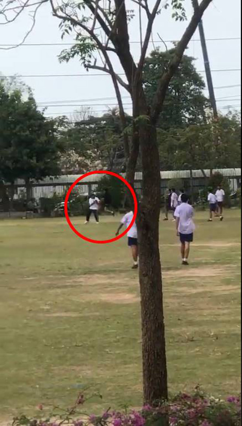  รรเรือติดถนนย่านศรีราชา