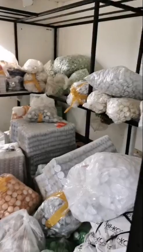 ทลายโรงงานเครื่องสำอางเถื่อน