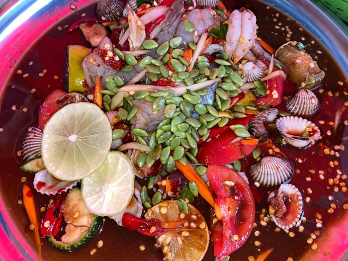 ดราม่าร้านส้มตำ ตำกุ้งสด