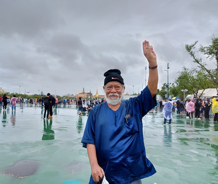 สุชาติ สวัสดิ์ศรี  