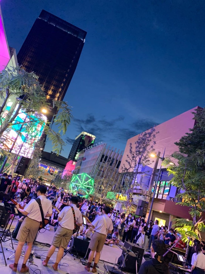 สายไฟใต้ดิน