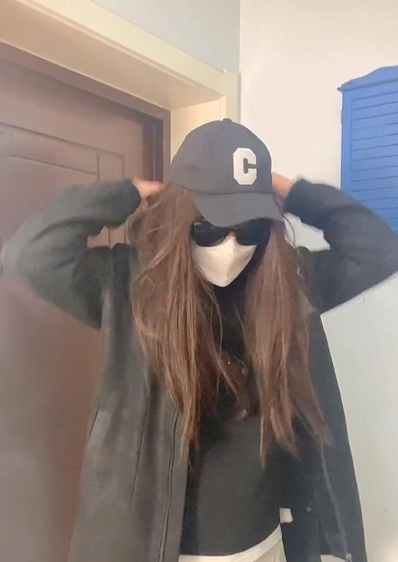 ชายปลอมเป็นหญิงซื้อผ้าอนามัย