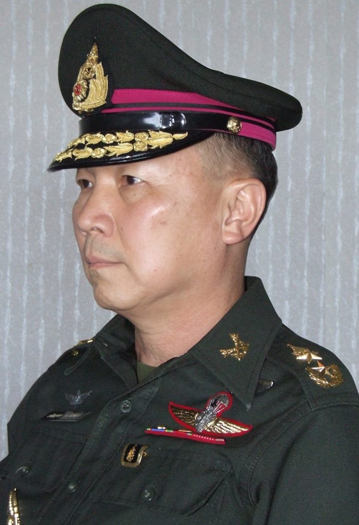 หมอเหรียญทอง  