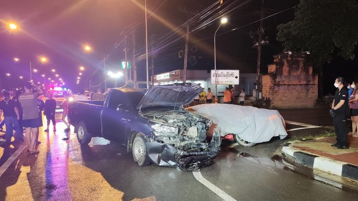 อุบัติเหตุ รถกระบะ