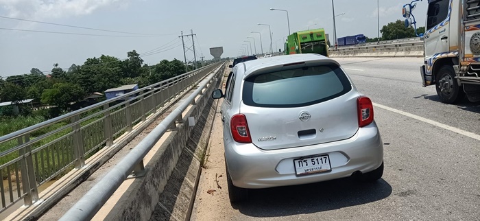 กระโดดน้ำตาย