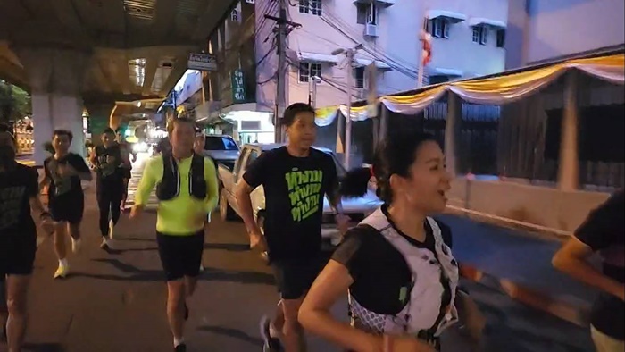 ผู้ว่าฯ ไลฟ์อยู่นั่นแหละ !