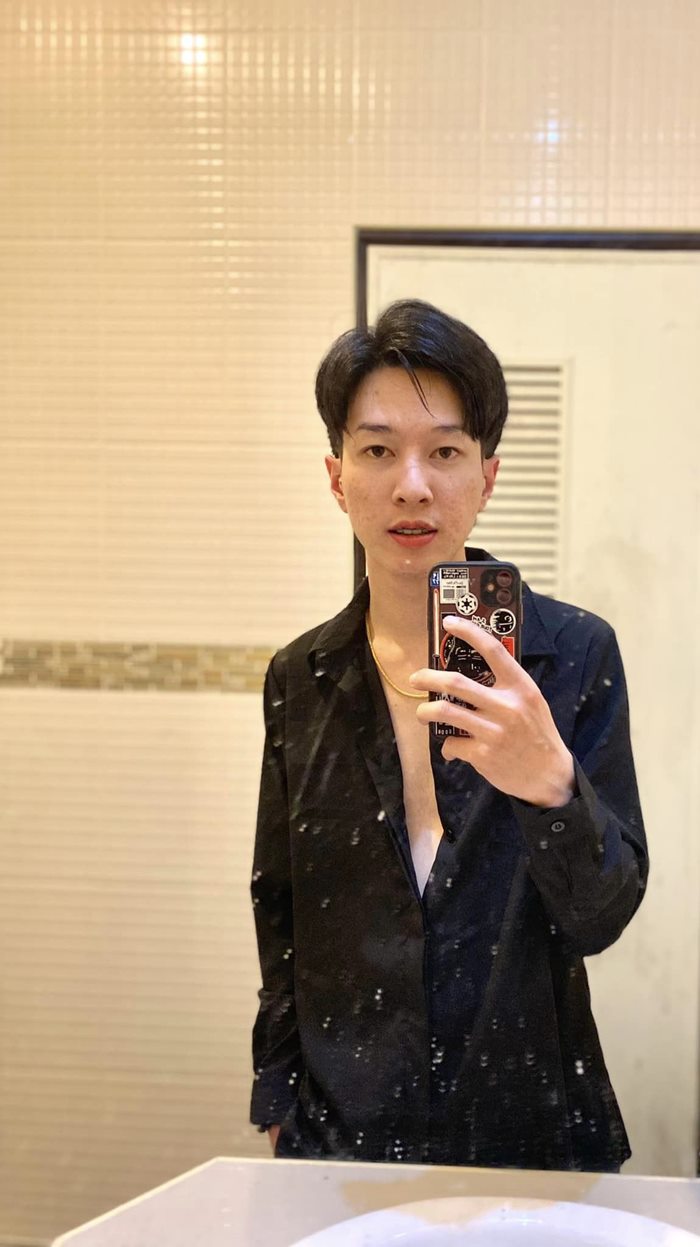 ม้าทรงหล่อ  