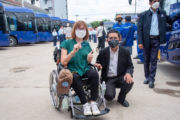 เผยโฉมรถเมล์ไฟฟ้า