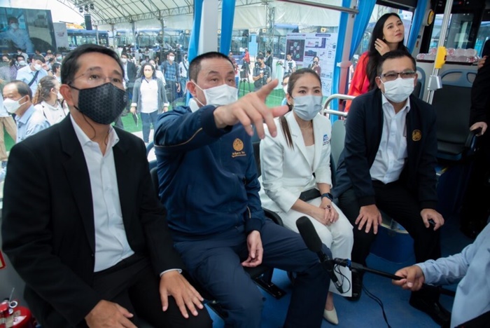 เผยโฉมรถเมล์ไฟฟ้า