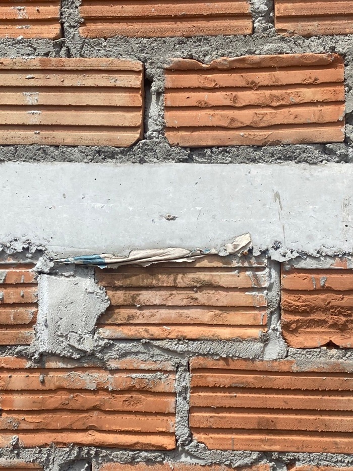 เจอปูนในผนังแบบนี้ เตรียมกุมขมับ