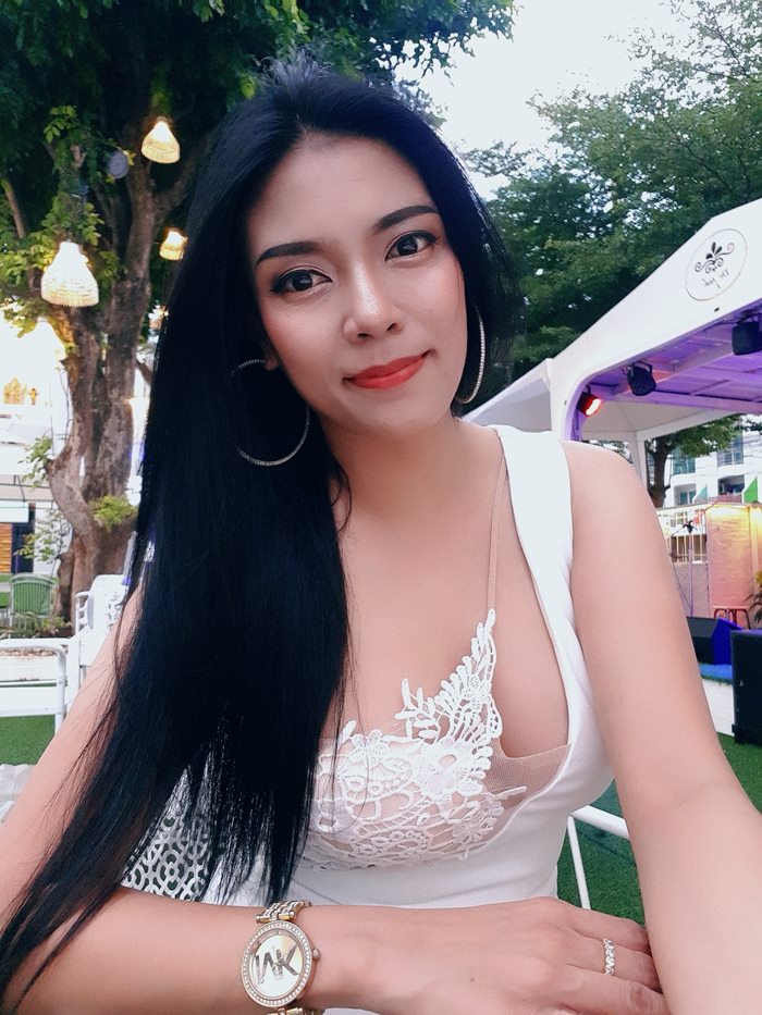 แห่อาลัย นุ๊กนิ้ก นางฟ้าบิ๊กไบค์ 