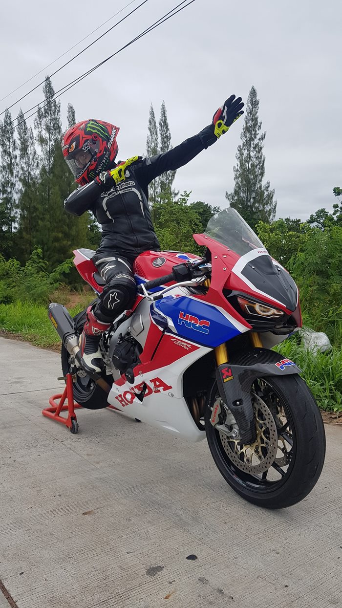 แห่อาลัย นุ๊กนิ้ก นางฟ้าบิ๊กไบค์ 