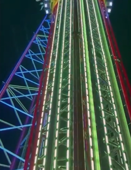 เด็กวัย 14 ตกเครื่องเล่น Free Fall