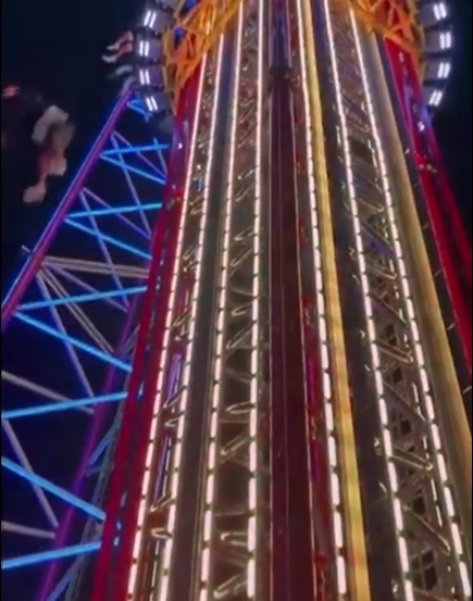 เด็กวัย 14 ตกเครื่องเล่น Free Fall