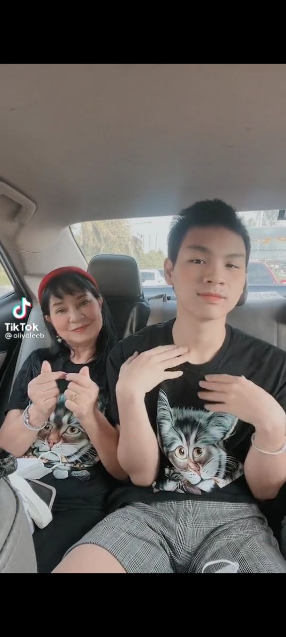 คู่รักต่างวัย พี่พร น้องเวฟ 