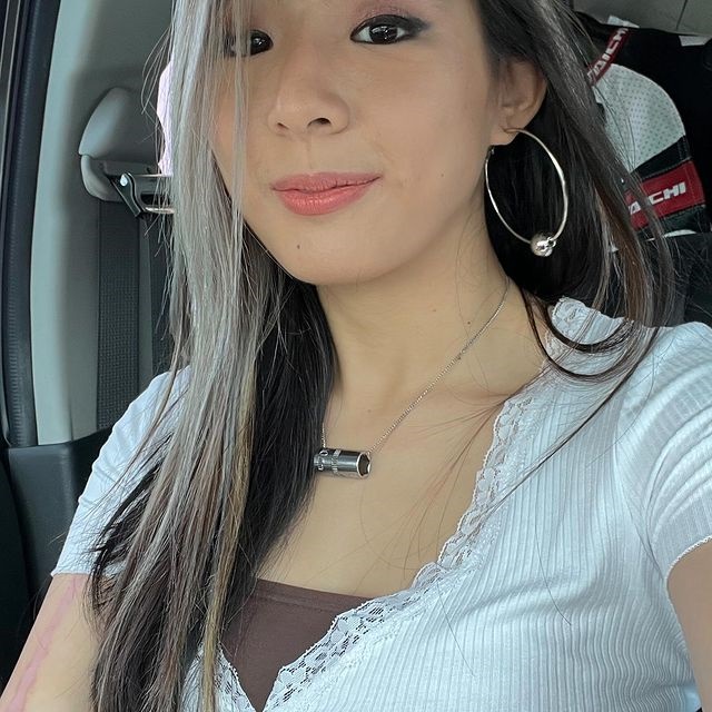 สาวบ้านไม่รวย