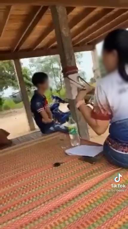 แต่งหน้าเหมือนกะXรี่ !