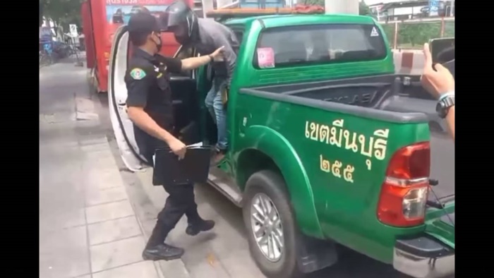 ก็บอกว่าปวดขรี้ไง !!