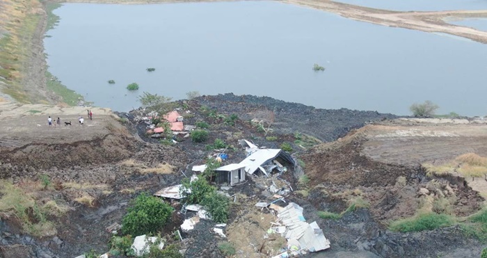 ดินสไลด์บางพลี