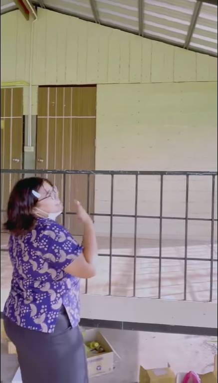 มาแต่เสียง ครูทำตัวไม่ถูกเลย