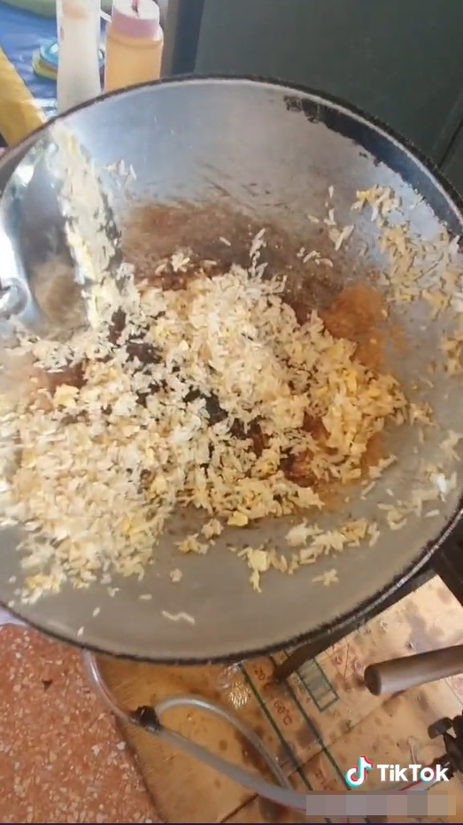 สั่งข้าวผัดไม่ใส่น้ำมัน