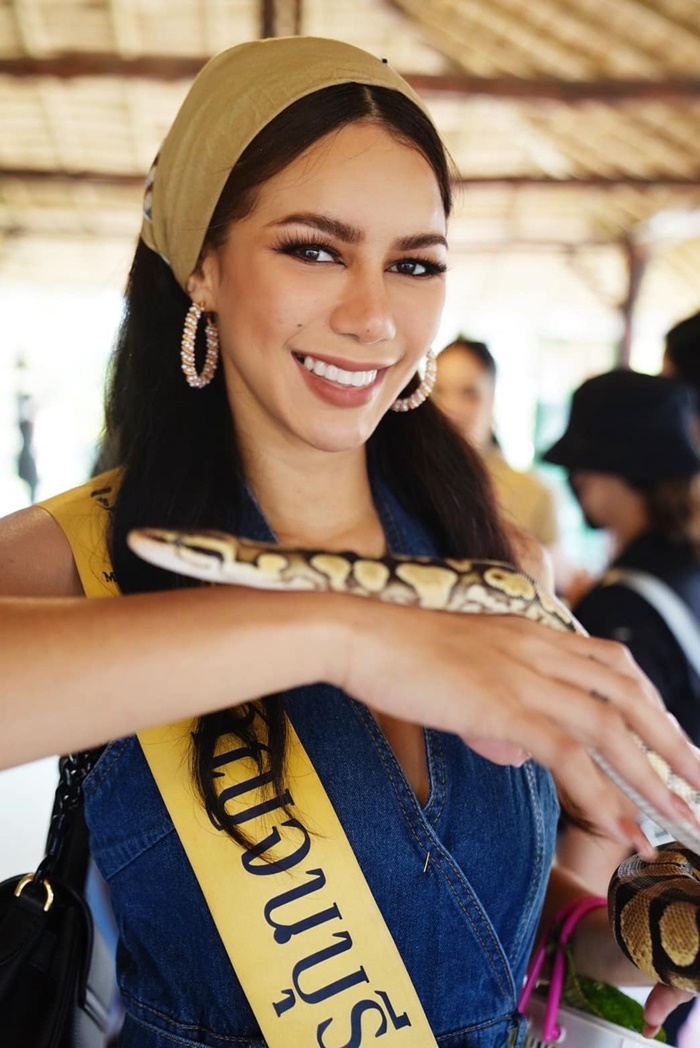 ไม่เป็นไรนะคะ ก็แค่กลับไปเลี้ยงไก่ !!