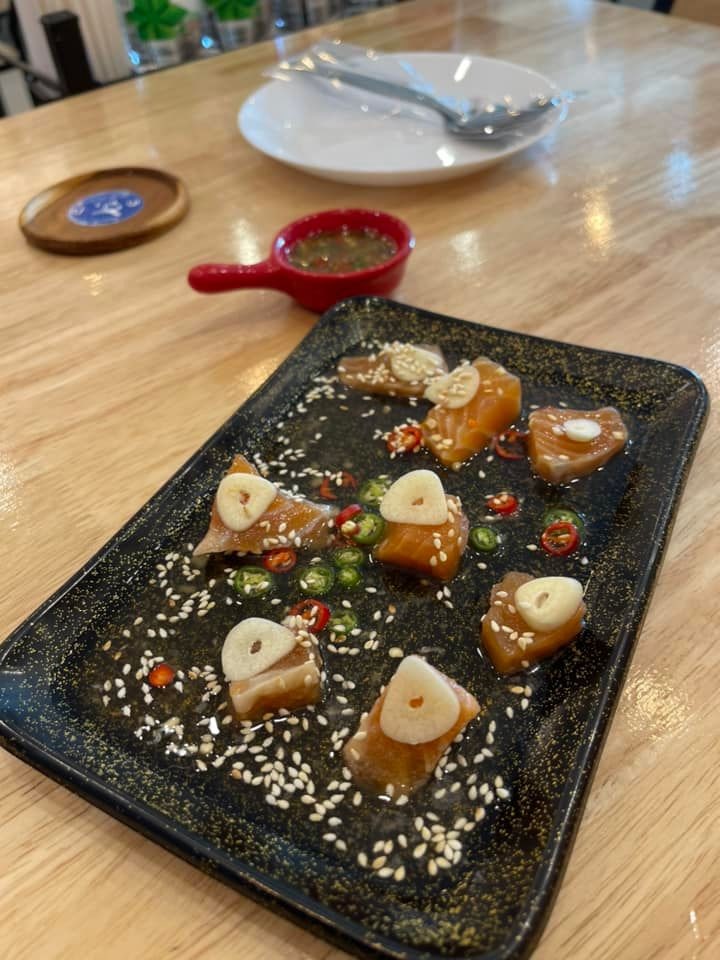 แซลมอนดอง