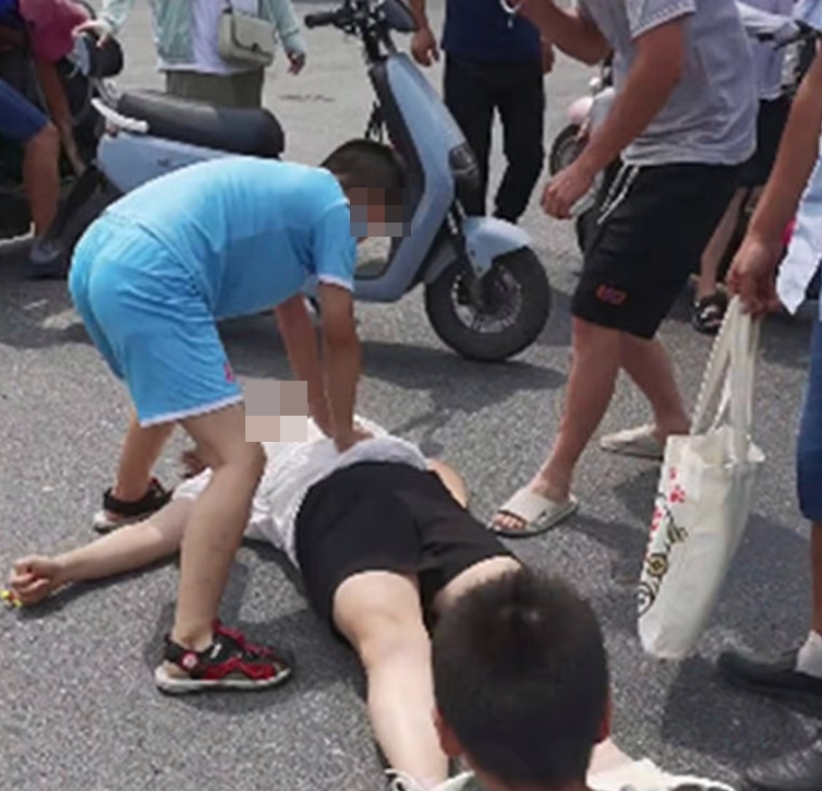  ลูกชายฮีโร่ ทำ CPR ให้แม่