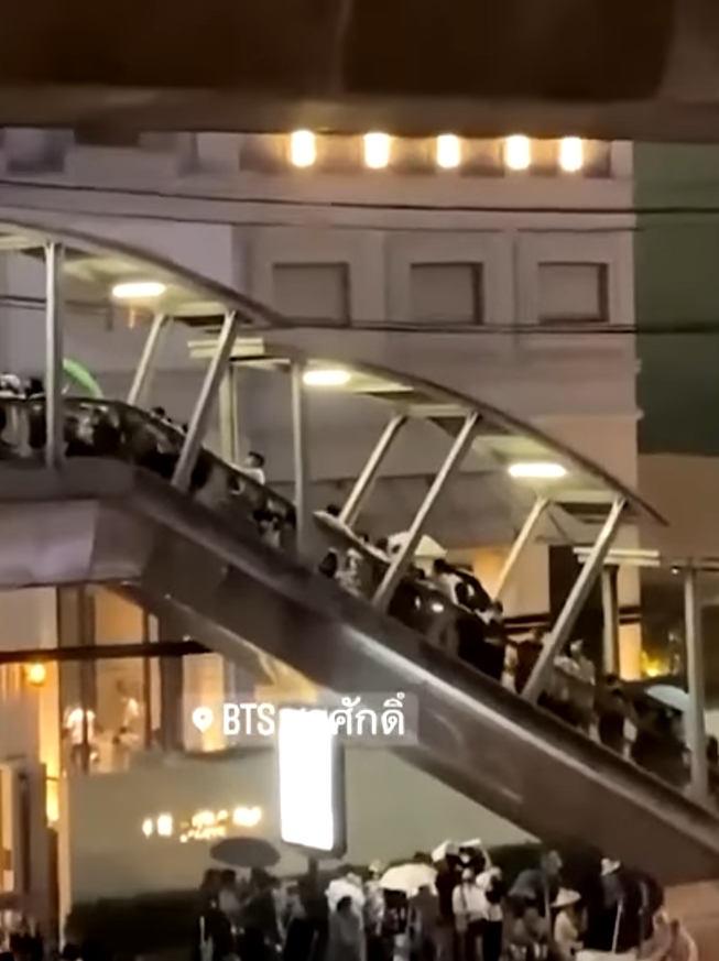  คลิปนาทีร่วงล้มทับบน BTS  