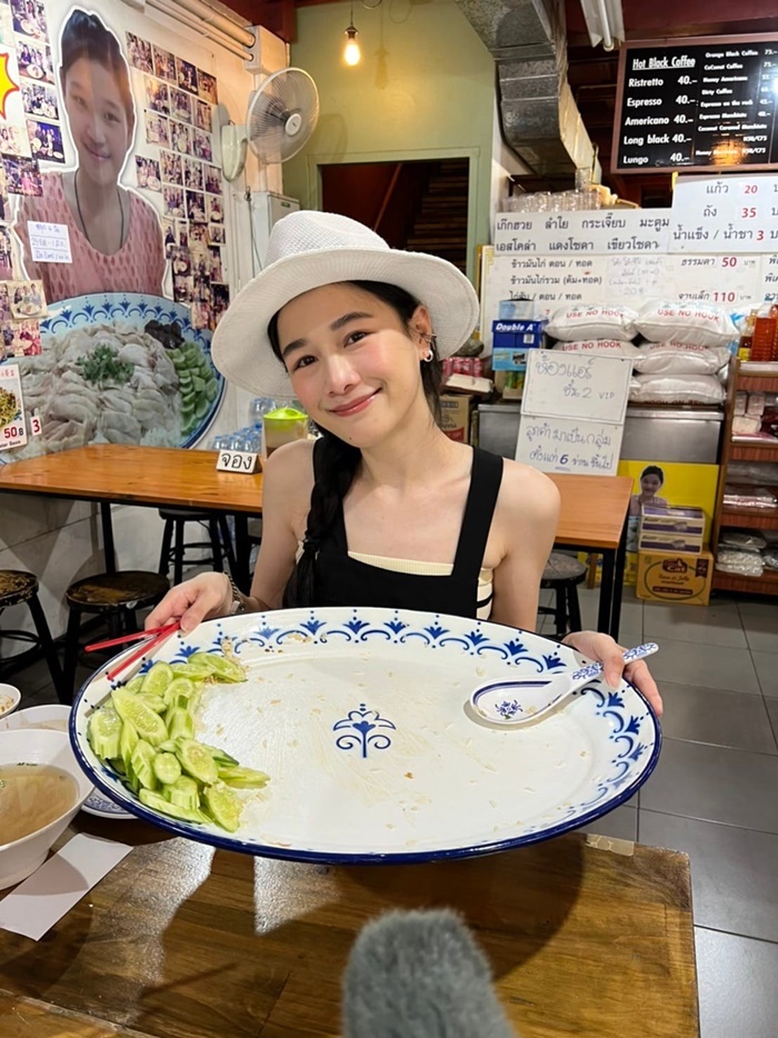  ผู้พิชิตข้าวมันไก่ไซซ์ยักษ์ 