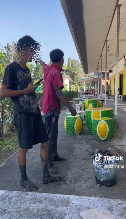 โดดเรียน