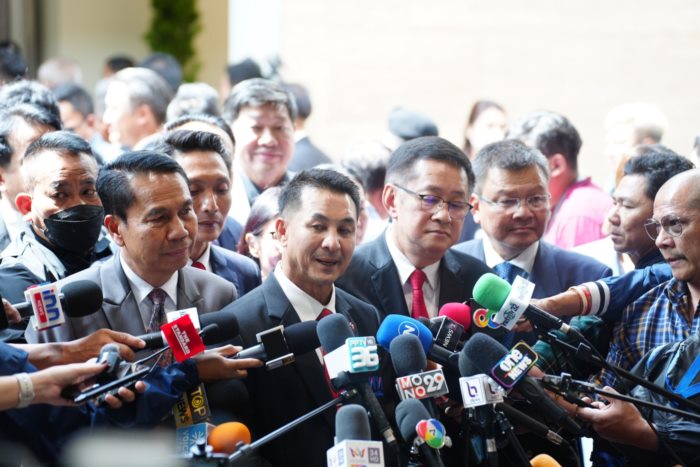  เพื่อไทย ต้องได้  ประธานสภา 