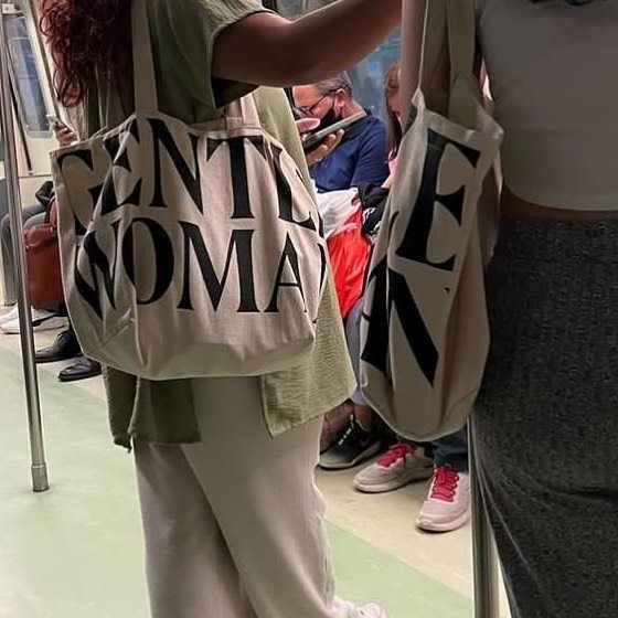 กระเป๋า Gentlewoman 