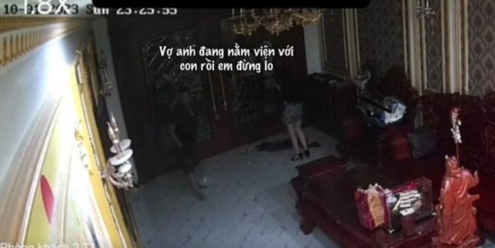 ไม่ห่วงลูกไม่พอ ยังพาชู้ขึ้นไปถึงห้องนอน 