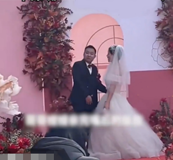 จูบกันทำจะอ้วก  