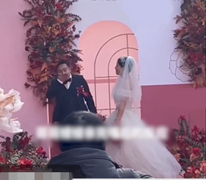 จูบกันทำจะอ้วก  