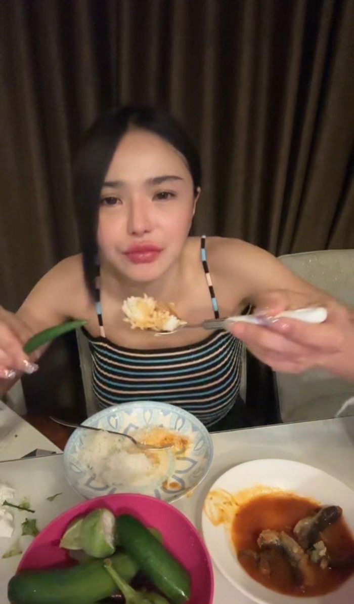 พี่ฟ้ากินปลากระป๋อง 