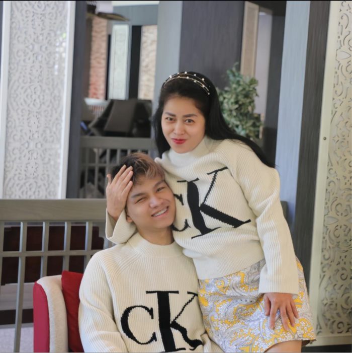 น้องเวฟ คู่รักต่างวัย 