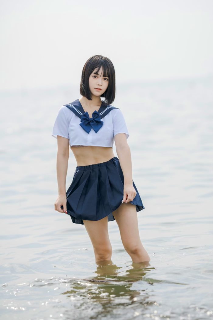 อดีตดาวเอวี  