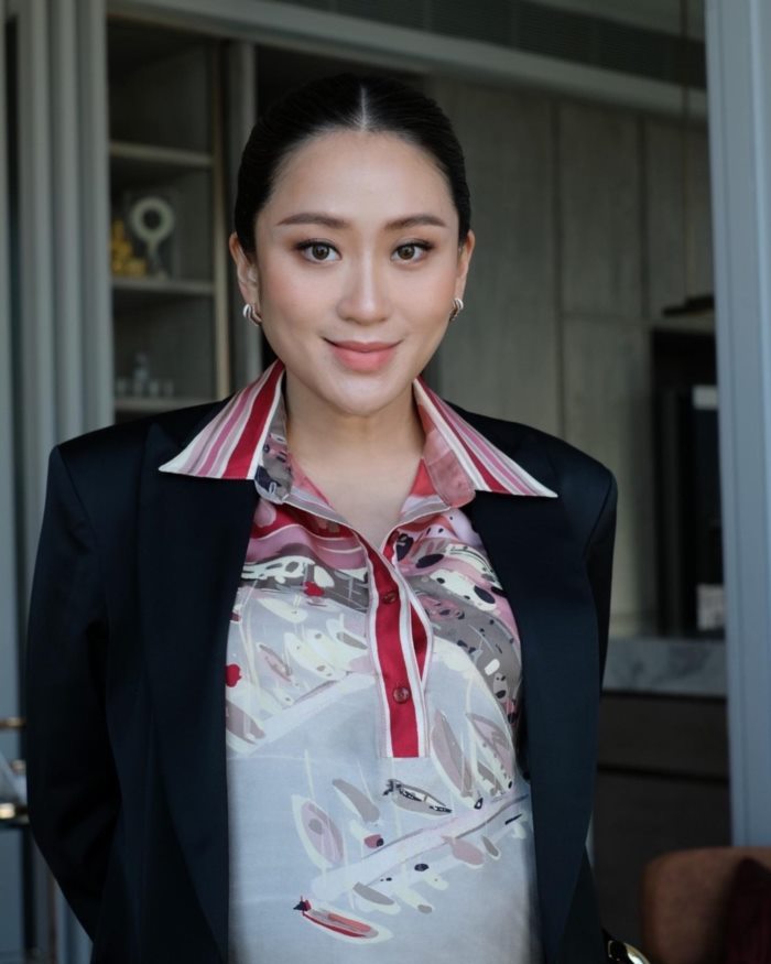 อุ๊งอิ๊ง 