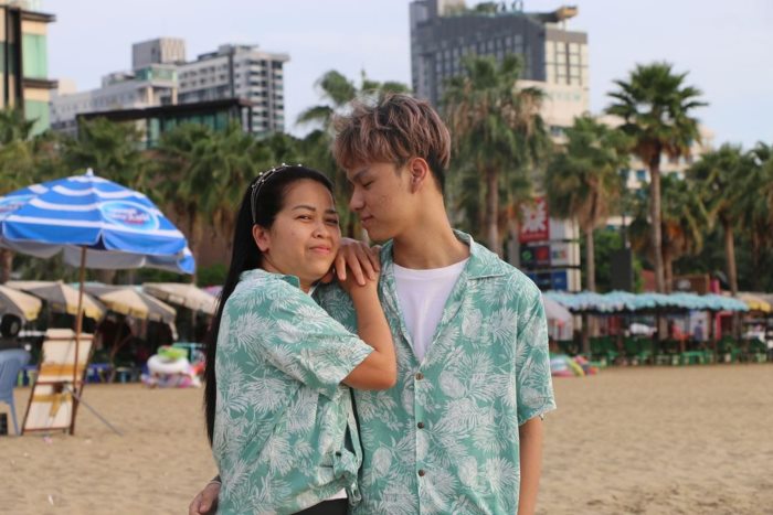 น้องเวฟ คู่รักต่างวัย 