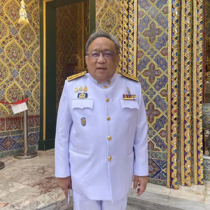  ครูกายแก้ว