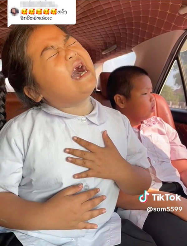 หนูน้อยร้องเพลงรจนาเอย