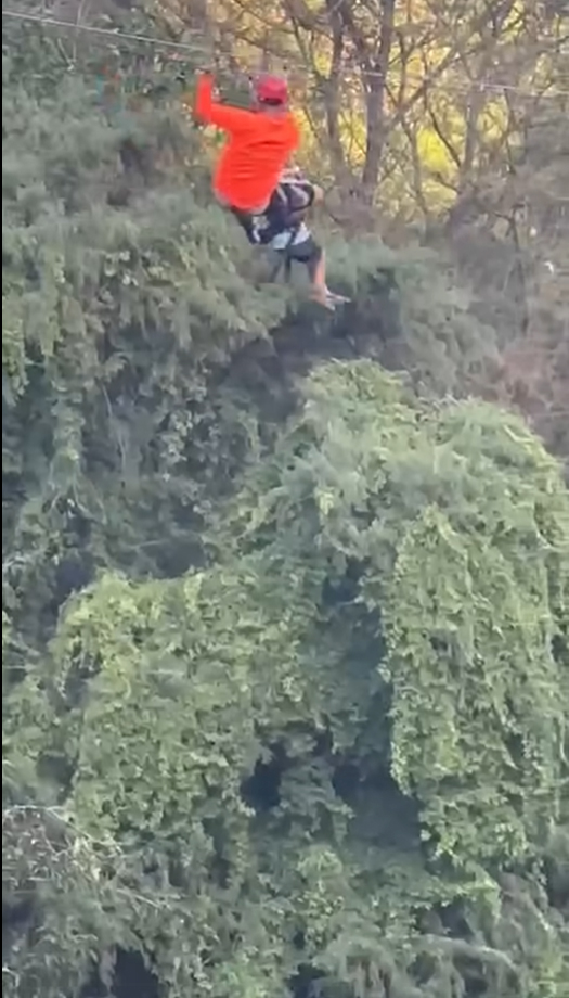 นาทีนรก เด็ก 6 ขวบร่วงจากซิปไลน์