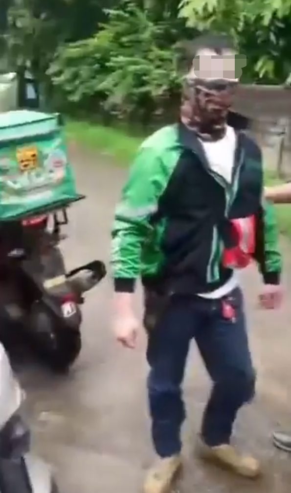 ทำร้ายผู้หญิง