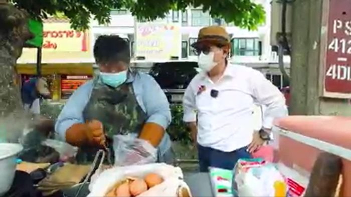 น้องทีน อ้วนตรึ้ม กะเพราตะหลิวตัด 